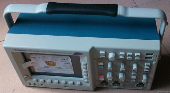 閬中市賣(mài)泰克3012C成色極新TDS3012C示波器