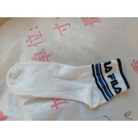 2毛5一雙處理10萬雙純棉襪子